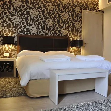 فندق Corfu Mare -adults Only 3*