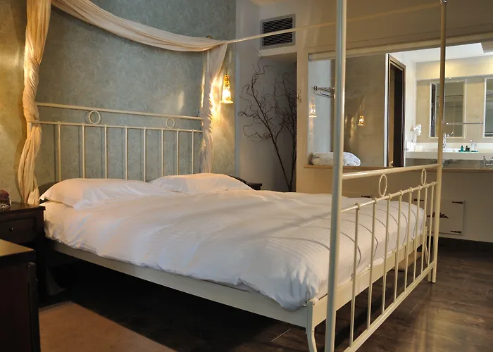 Corfu Mare Boutique -adults Only מלון